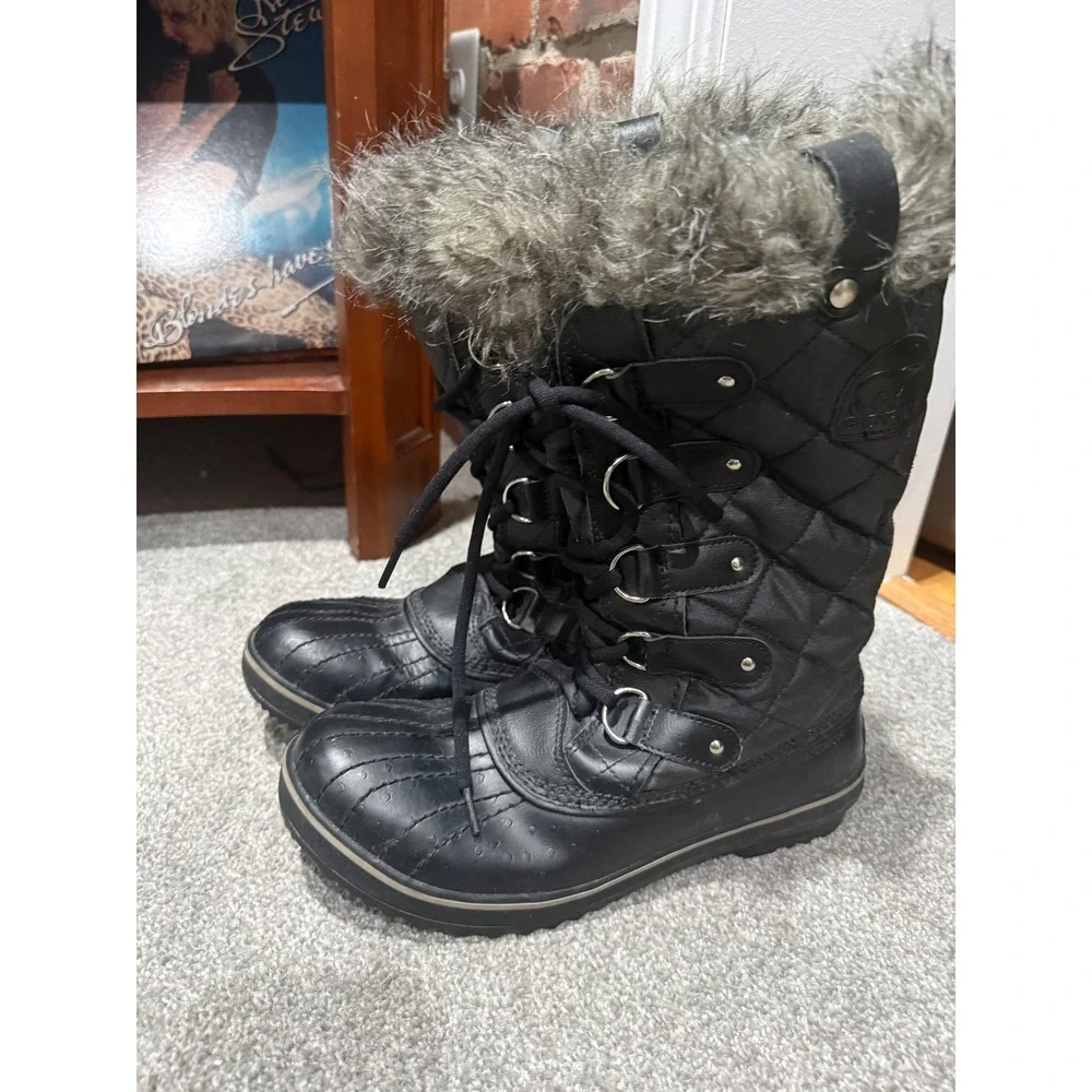 Sorel Tofino Black Quilted Faux Fur Waterproof Winter Snow Boots Womens 10